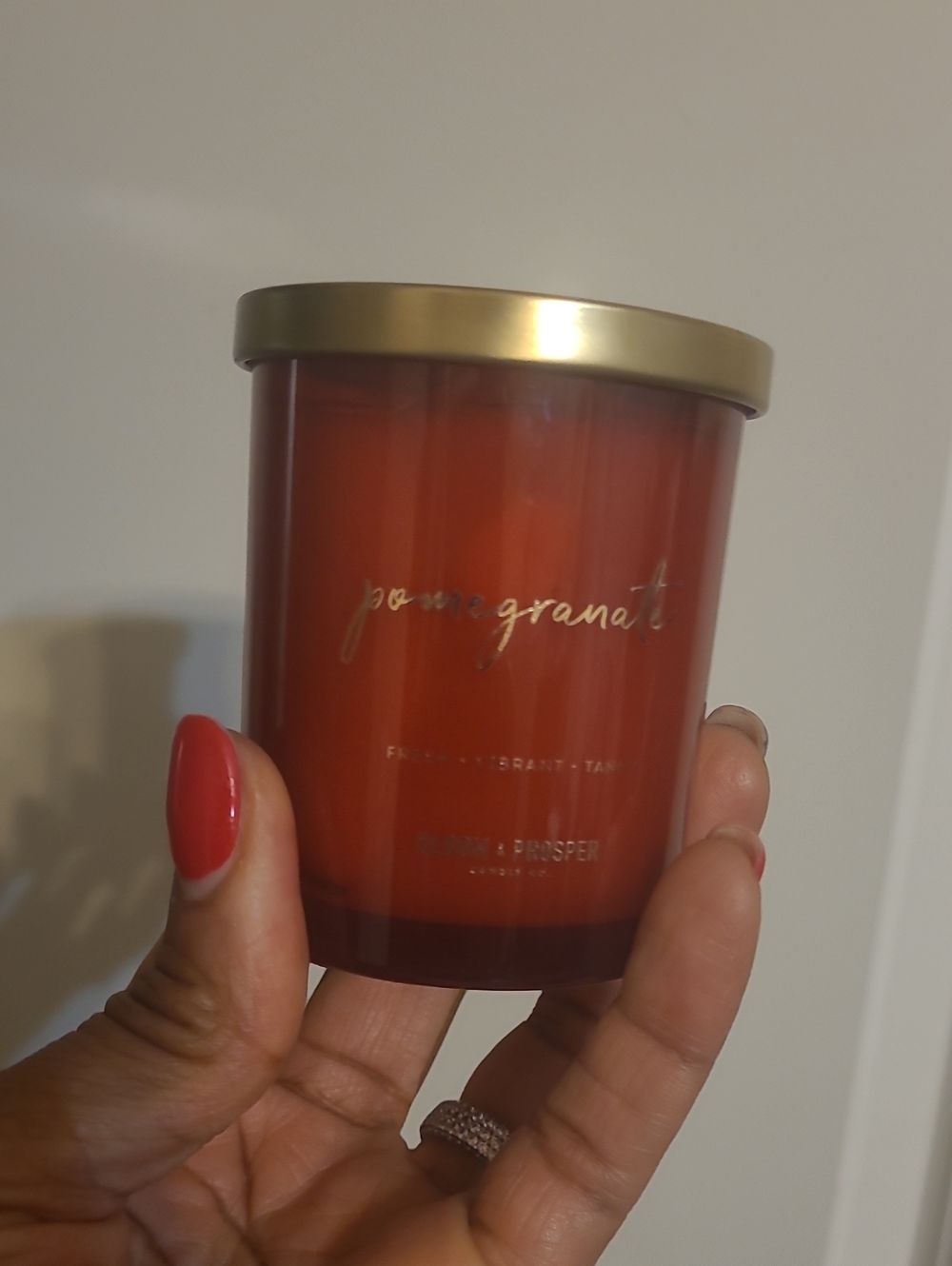 BLOOM & PROSPER Pomegranate Scented Candle